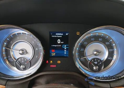 2014 Chrysler 300C Awd from USA, damaged, VIN 2C3CCAKG8EH342100